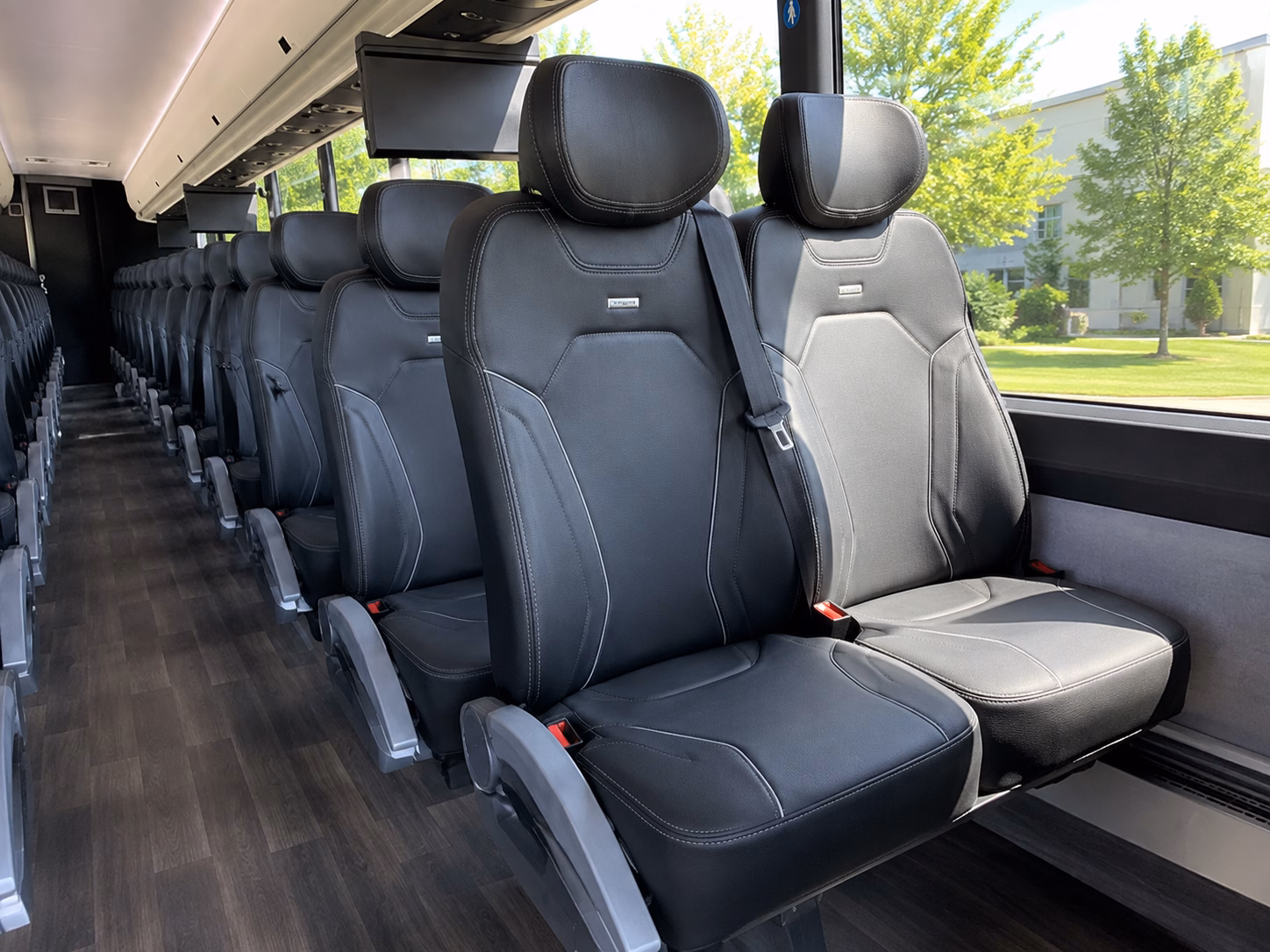 anthem country club wedding buses and gated community shuttles