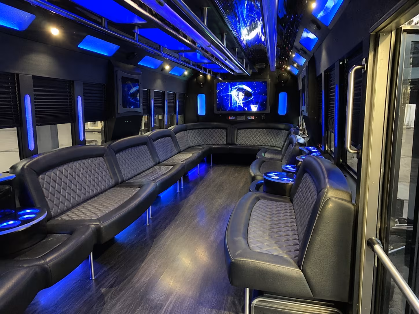henderson 28 passenger party bus interior